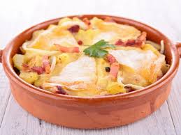 La Vraie Tartiflette Recette Recette Tartiflette Recette Recettes De Cuisine