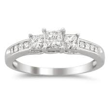 Looking for princess wedding rings? 1 Ct T W Princess Cut Diamond Three Stone Engagement Ring In 14k White Gold H Vs2 Zales