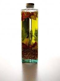 Huile D Olive Et Les Recettes De Chef Huile Aromatisee Huile D Olive Huile Parfumee