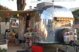 Vintage Pictures Of Airstream Campers With Awnings Google Search Vintage Airstream Airstream Trailers Airstream