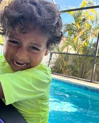 Amanda The Swimmer (@sunshine.swimming) • Instagram photos and videos