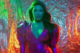 Δεν μπορούσε να καταλάβει κάποιος ότι όταν κατέβαινα από τη σκηνή και ότι μέχρι να πέσω για ύπνο ουσιαστικά περνούσα μία κατάθλιψη. Elena Paparizoy Apoxrwseis To Neo Album Molis Kykloforhse E Stage Gr