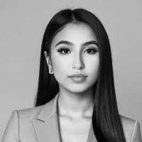 Avery Moscot's Instagram, Twitter & Facebook