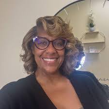 Daniel Melhuish's Instagram, Twitter & Facebook