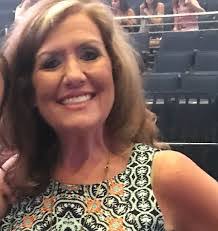 Carolyn Corum's Instagram, Twitter & Facebook