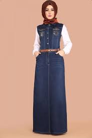 Yeni Urun Cepleri Tasli Kot Jile Koyu Kot Urun Kodu Mz9229 109 90 Tl Moda Stilleri Kot Elbiseler Basortusu Modasi