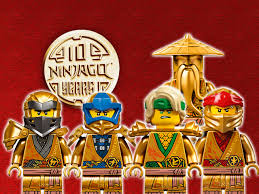 Golden ninja lloyd, overlord and stone army. 10 Jahre Lego Ninjago Neue Bilder Und Infos Zu Den Goldenen Ninjas