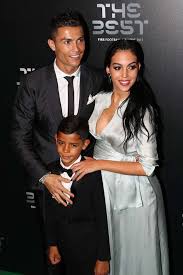 Cristiano Ronaldo Nun Kiz Arkadasi Georgina Kiz Bebek Dunyaya Getirdi Cristiano Ronaldo Ronaldo Fifa