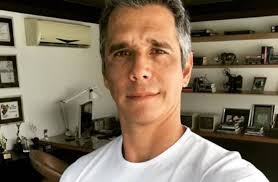 Márcio started his career at mtv, but in 1994 he moved to rede globo. Pai Do Ator Marcio Garcia Morre Em Decorrencia Da Covid 19 Emais Estadao