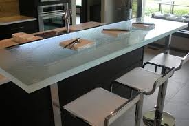 Diseño perfecto para tu cocina, elige las mejores encimeras en sodimac.cl encontrarás las mejores marcas,teka, albin trotter y bosh al precio más conveniente. Aluvitem Instalacion De Barras En Vidrio Para Cocina Facebook