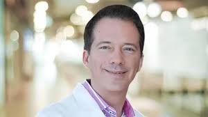 Brett M Ackerman and Sarah L. Buzby buy 6218 Revere Place, Dallas