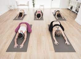 Try lighting a candle after your yoga workout. 38 Inspiring Yoga Studio Design Ideas And Tips Photos