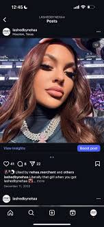 Any Lash techs wann do service for service I do bouquets!