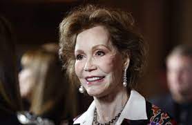 After his stint on mary tyler moore macleod served as the lead character for the love boat sitcom. Being Mary Tyler Moore Was Harder Than Portraying Mary Richards Wsj
