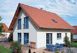 Hier finden sie häuser vieler immobilienportale und durch die einfache & schnelle häusersuche mit intuitiven filtermöglichkeiten ist das ziel traumhaus zum greifen. Haus Inkl Grundstuck Und Baunebenkosten