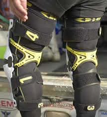 Mxa Team Tested Mobius X8 Knee Brace Motocross Action