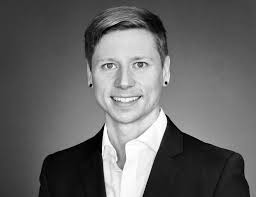 Justin Proffitt's Instagram, Twitter & Facebook