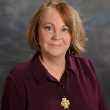 Marianne Jones's Instagram, Twitter & Facebook