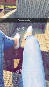 Pin By Andre On Streaks Snapchat Girls Cool Girl Pictures Girls Ankle Socks