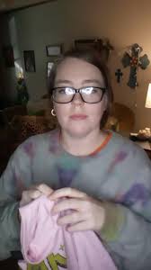 Gildan brand #grinchymama #mamatshirt is super cute 🥰🥺