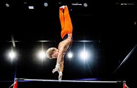 Epke zonderland bekijkt eigen prestatiesepke z. Materiaal Laat Epke Zonderland In De Steek Tijdens Nk Finale Misschien Duct Tape Gebruiken Sportnieuws