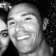 Susan Searle (@searlept)