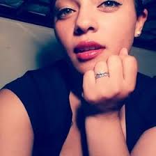 Hillary Brock (queenhillary7)