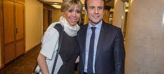 Ο εμανουέλ μακρόν συνέχισε την επίσκεψή του, ανέφερε το ελιζέ. H Syzygos Toy Emanoyel Makron 25 Xronia Megalyterh Ena Isxyro Xarti Eikones Kosmos Iefimerida Gr