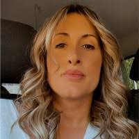 60+ perfiles de «Mari Robles»