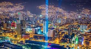 Estos son los ciudadanos que podrán salir durante el toque de queda en estas dos principales ciudades en las que se impuso la medida durante la celebración de año nuevo, por la emergencia hospitalaria. Medellin Tendra Toque De Queda El 24 Y 31 De Diciembre