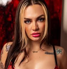 This summer I was in Békéscsaba (Hungary) and was looking for a model for a  TCFD project. Here are the pictures....