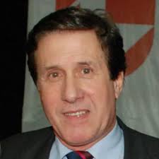 La política que llega a la gente es también quién la traduce”