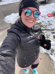 This group is super cool and I love following everybody's progress👍🏼  Unfortunately I have strained my hip after 3 years of consistent running  thrice a week 🤬 Now I have to slow