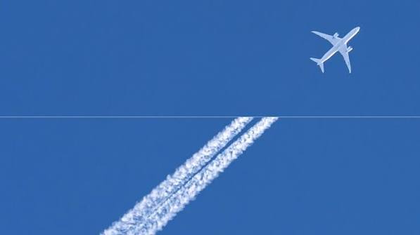 Cathay And Google Are Trying To Erase Clouds Made By Aircraft