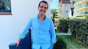 Honorer dignement le dernier voyage. E Dison Sa Famille S Exprime Sur Son Deces