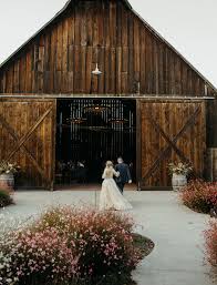 Mt.washington barn venue, mount washington, kentucky. Washington Barn Wedding Barn Wedding Barn Wedding Venue Rustic Barn Wedding