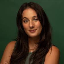 How to plan a wedding in France for 250 guests?