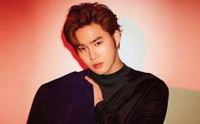 Exo is a south korean boy band under sm entertainment. Exo Members Reunite To Send Off Leader Suho As He Enlists In The Military
