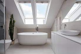 Jun 18, 2018 · this bathtub renovation option goes by many names — resurfacing, recoating, refinishing or reglazing — but has a pretty straightforward process. Freestanding Vs Built In Tub Pros Cons Comparisons And Costs
