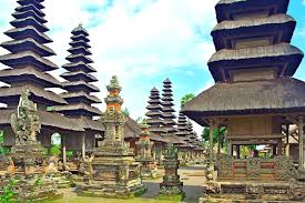 Our guide to bali temples will show you 10 of the most important, beautiful and sacred temples that you must visit during your stay 3. Taman Ayun Temple In Bali Scenic Balinese Temple And Garden Complex Go Guides