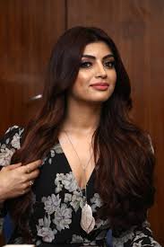 Pin On Akansha Puri