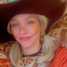 Anyone know good places to watch? We are in kzoo but we can't figure out  where to sit and watch. Or where to park. Thanks