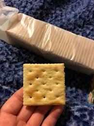A 1 saltine cracker of crackers contains about 13 calories per serving. Great Value Original Saltine Crackers 16 Oz 4 Count Walmart Com Walmart Com