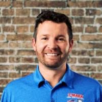 E-mail e telefone de Alexandra Squires