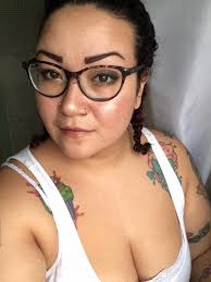 How to apply makeup after a long break?