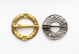 Ring Brooch V A Search The Collections