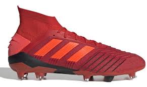 Locked in comfort, technology that aids touch, passing and shooting, and a lightweight feel that makes you wonder what more you'd actually. Adidas Predator 19 Adidas Predator 18 Die Unterschiede