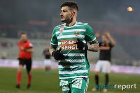 Alle infos in einer hand! Rote Karte Fur Taxi Fountas Rapid Wien Gewinnt Testspiel Gegen Die Admira