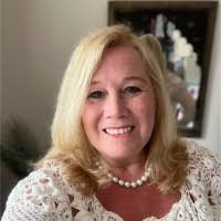 Allison Ling's Instagram, Twitter & Facebook