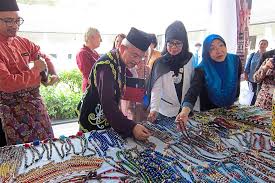 You cannot beat the quality of their products, and their customer service is always 5 star! Promote Sarawak Handicraft The Star